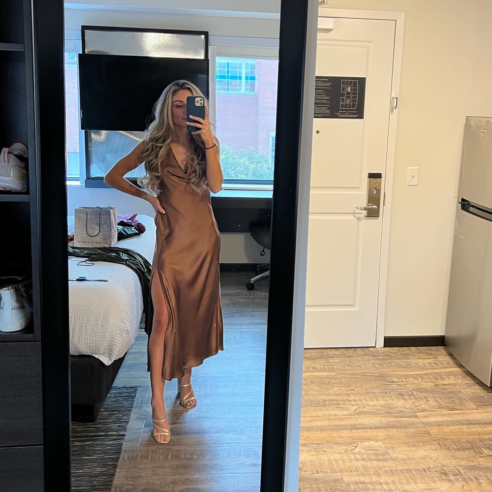 NWOT satin love midi dress in chocolate